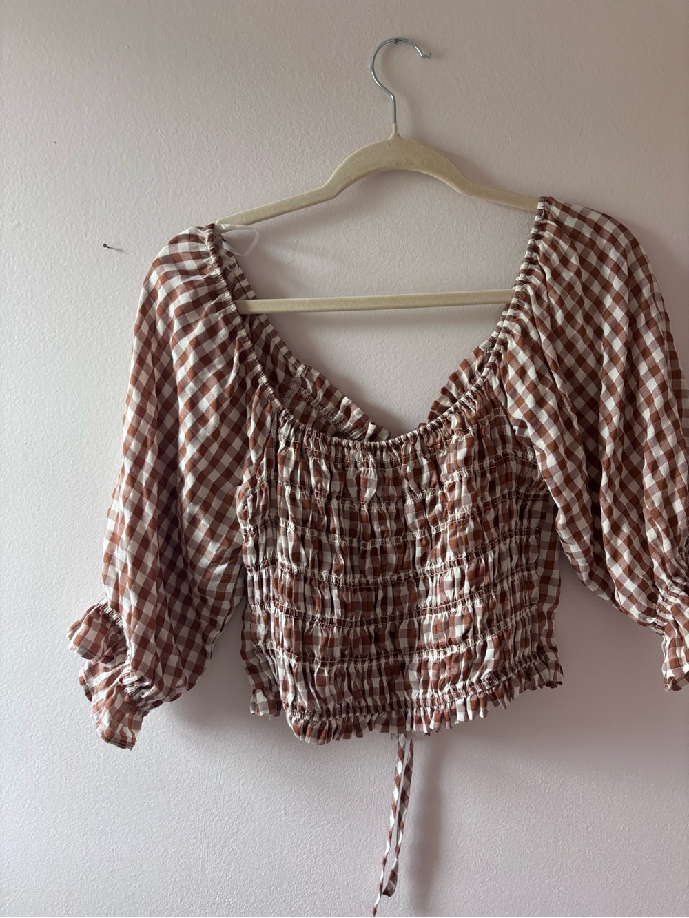 Gingham Ruched Brown Peasant Blouse - Picture 2 of 3